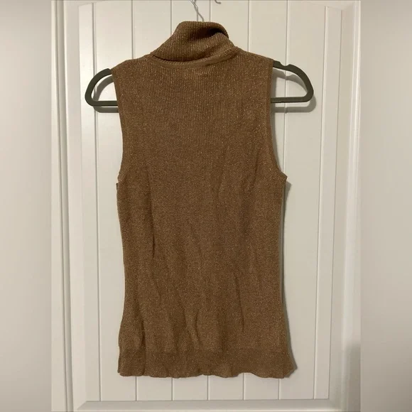 REVOLVE L’Agence XS Sabrina Sleeveless Turtleneck Top Knit Blouse Gold Biscotti - Picture 8 of 11